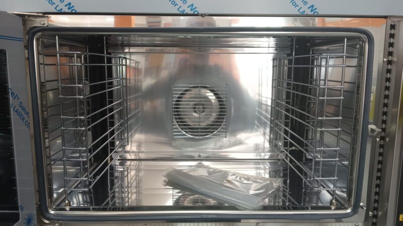 Soportes laterales para ubicar bandejas 600×400 de 4 niveles KSP1001