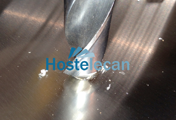 Hacer agujero de desbarasado a mesa