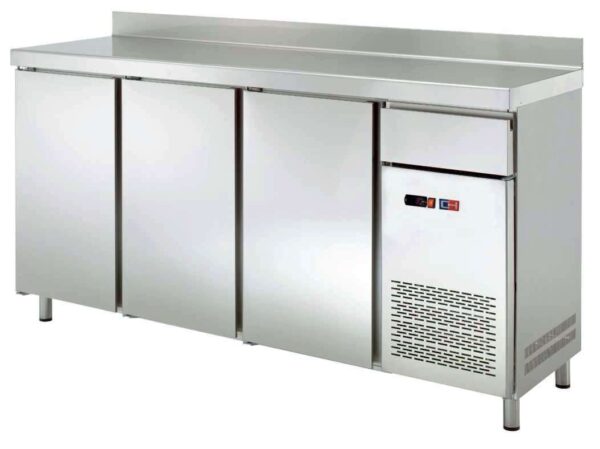 Frente Mostrador Refrigerado 4 puertas de 2542 x600 x1045h mm CORDOBA FMCH-250TV CON TOLVA PARA CAFE